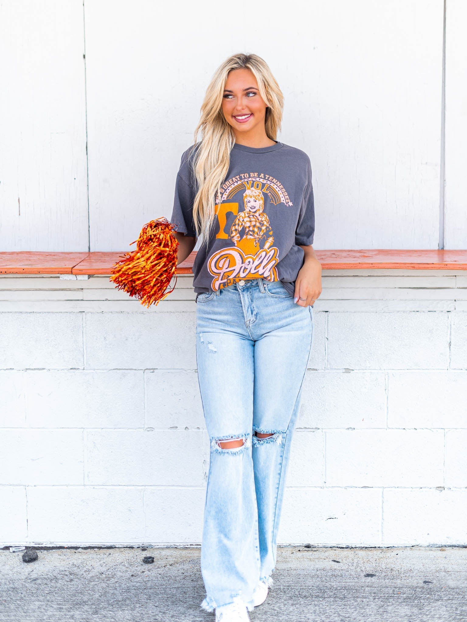 Dolly Parton It's Great to Be A Tennessee Vol Thrifted Tee