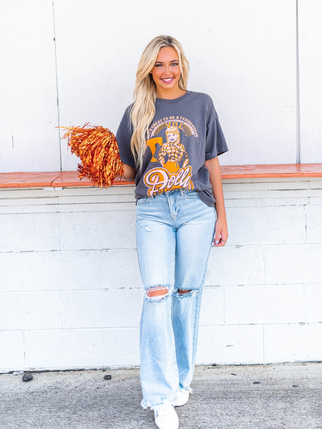 Dolly Parton It's Great to Be A Tennessee Vol Thrifted Tee