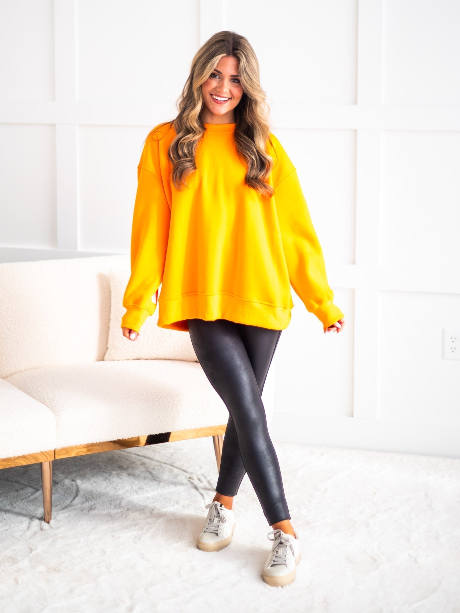 Curvy Tennessee Crewneck Pullover