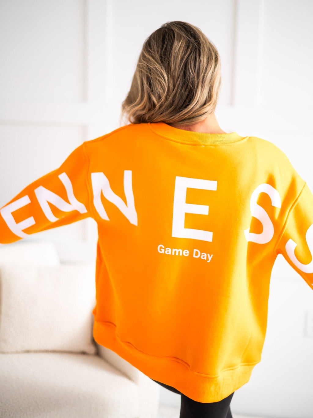 Curvy Tennessee Crewneck Pullover